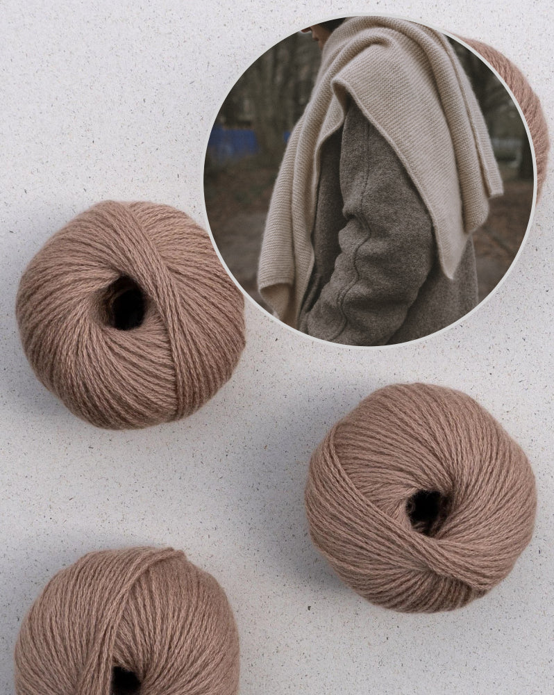 At Scarf | luxuriously simple scarf-flatterer made of cashmere 6/28 by Pascuali 