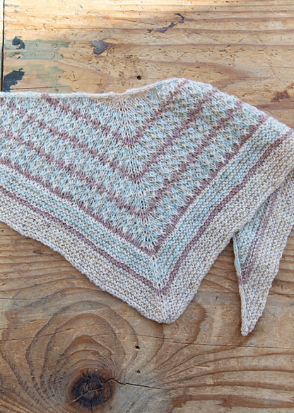 Isla Shawl | bezauberndes Tuch aus Le Petit Lambswool von Biches & Bûches