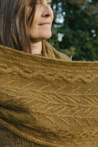 Scialle Havu | motivo floreale in Le Gros Silk & Mohair di Biches & Bûches