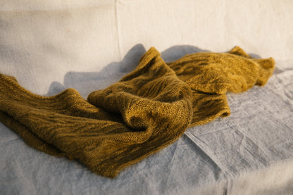 Scialle Havu | motivo floreale in Le Gros Silk & Mohair di Biches & Bûches