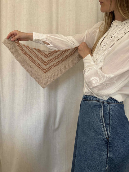 Seaside Shawl | betoverend tuch van Le Lambswool en Le Gros Silk & Mohair van Biches & Bûches