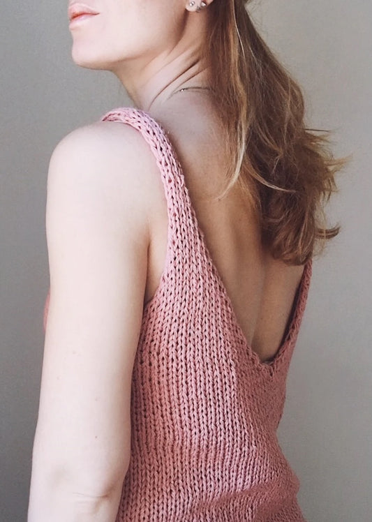 Camisole No. 1 | mit verführerischem Rücken aus Pure Silk von Knitting for Olive