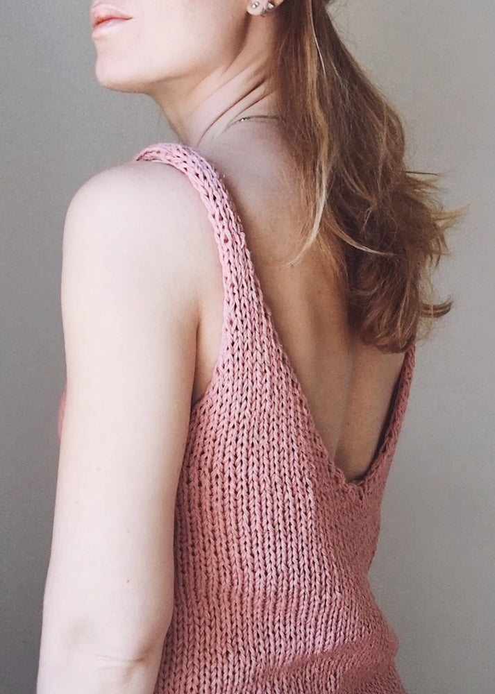 Camisole No. 1 | mit verführerischem Rücken aus Pure Silk von Knitting for Olive