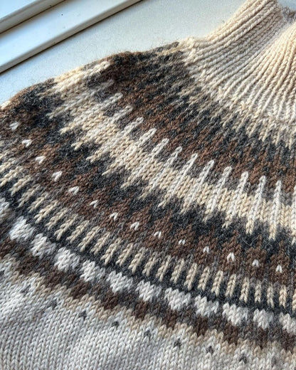 Celeste Sweater | einfacher Norweger mit Peer Gynt von Sandnes Garn