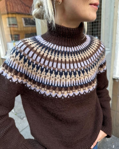 Celeste Sweater | simple Norwegian sweater made with Peer Gynt by Sandnes Garn