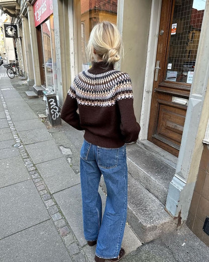 Celeste Sweater | simple Norwegian sweater made with Peer Gynt by Sandnes Garn