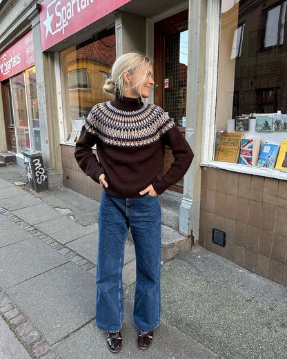 Celeste Sweater | simple Norwegian sweater made with Peer Gynt by Sandnes Garn