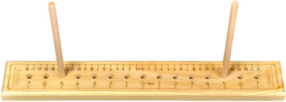 ChiaoGoo Fransenwickler aus Holz mit zwei Rundstäben für die individuelle Einstellung der gewünschten Länge, inkl. Maßskala