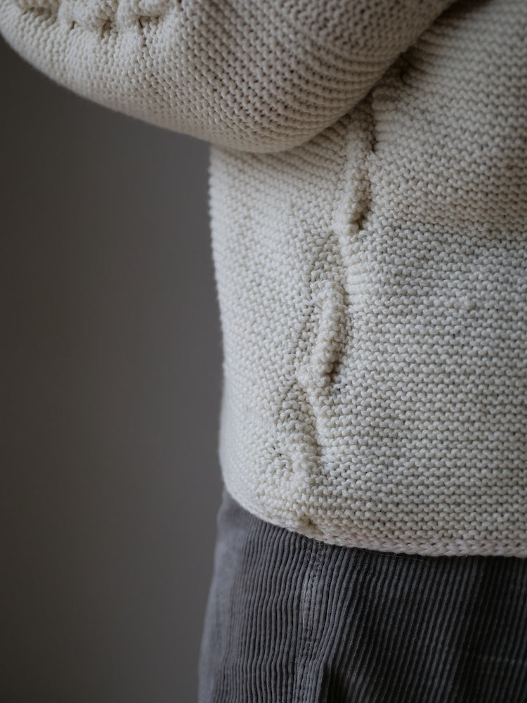ChrisBerlin Shelter Sweater aus Camel DK von Pascuali 3