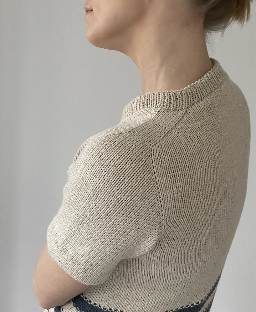 Coco Amour Knitwear Gullane Tee mit Line von Sandnes Garn 3