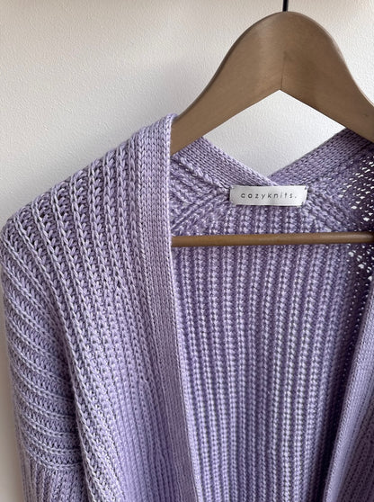 Katie Cardigan | klassisch im Halbpatent aus Pinta von Pascuali