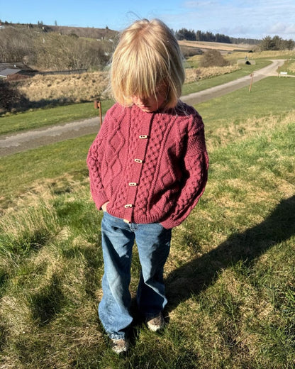 Dagmar Jacket Kids | rustikale Jacke aus Double Sunday von Sandnes Garn