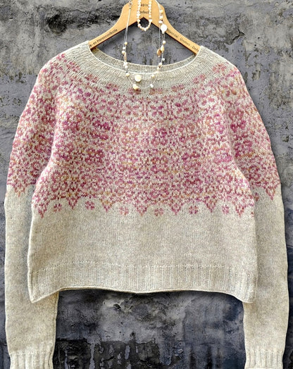 Golden Poppy Sweater | zarte Blüten aus Pinta von Pascuali
