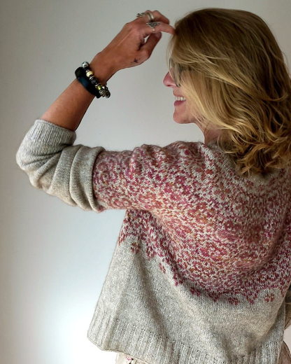 Golden Poppy Sweater | zarte Blüten aus Pinta von Pascuali