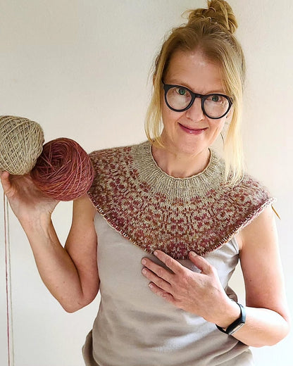 Golden Poppy Sweater | zarte Blüten aus Pinta von Pascuali