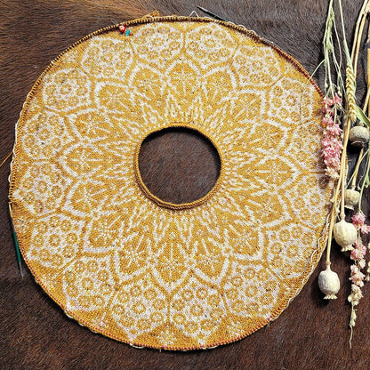 Sagittarii Sweater | romantisch feines Muster aus Pinta von Pascuali