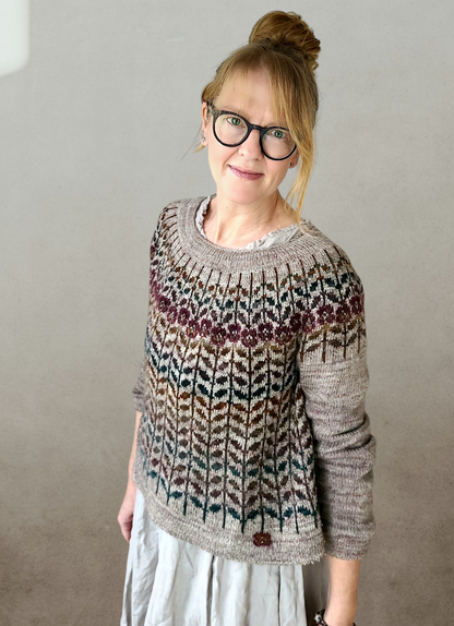 Sleeping Beauty Sweater | zarte Blätter und Blüten aus Balayage von Pascuali