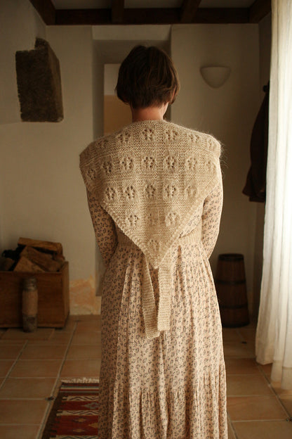 Floks Shawl | Wrap made from Plötulopi by Lopi Island and Tynn Silk Mohair by Sandnes