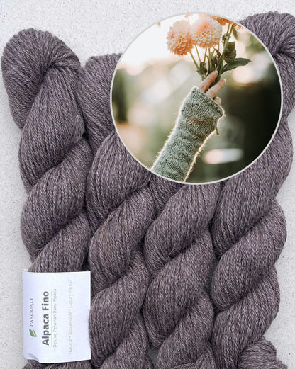 Handstulpen Wiesenblume | verzaubertes Muster aus Alpaca Fino von Pascuali