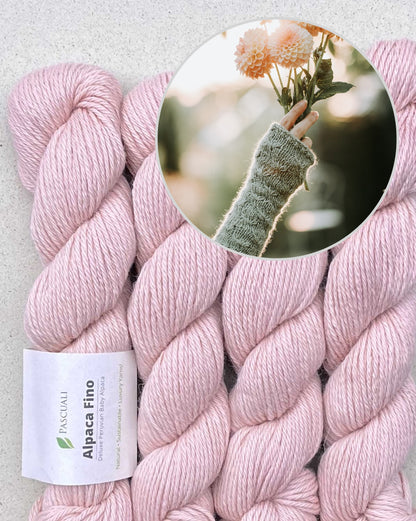 Handstulpen Wiesenblume | verzaubertes Muster aus Alpaca Fino von Pascuali