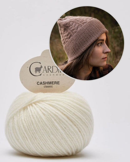 Heljä Mütze | extrem weiches Zopfmuster aus Classic Cashmere von Cardiff
