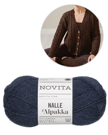 Hetki Cardigan | klassisches Zopfmuster aus Nalle Alpakka von Novita