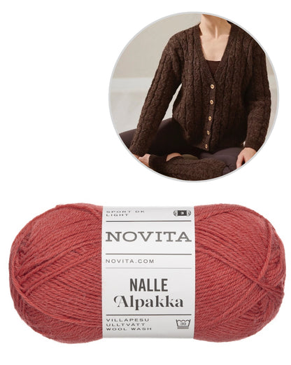 Hetki Cardigan | klassisches Zopfmuster aus Nalle Alpakka von Novita