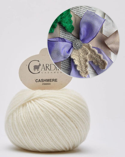 Holly Bow | festliche Schleife mit Gratisanleitung aus Classic Cashmere von Cardiff
