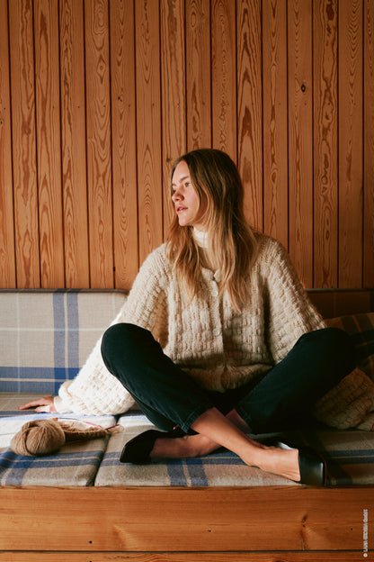 Nordic Bubble Cardigan | fluffig leicht aus Natural Alpaca Pelo von Lana Grossa