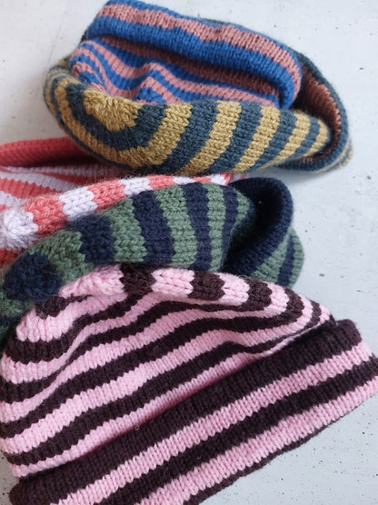 Versa Hat | fantastische Streifen aus Double Sunday von Sandnes Garn