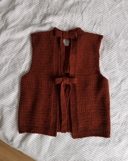 Terra Vest | smukke sløjfer i Le Petit Lambswool fra Biches & Bûches