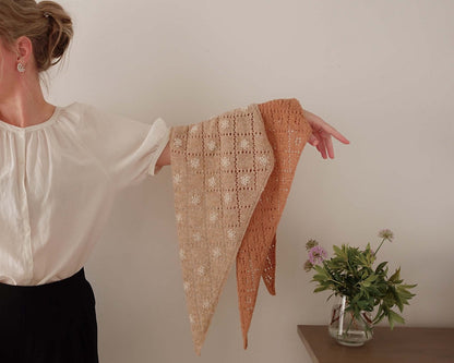 Meadowbright | romantic lace pattern in Le Petit Lambswool by Biches & Bûches