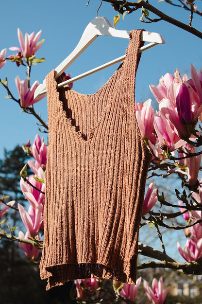 Bedruthan Camisole | inspireret af klippekysten i Pure Silk fra Knitting for Olive