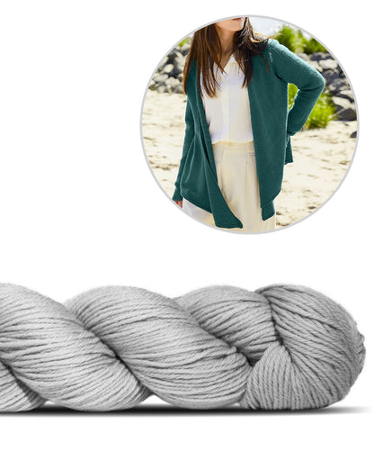 Kanshoku Cardigan | afslappet båret åben i Cheeky Merino Joy fra Rosy Green Wool