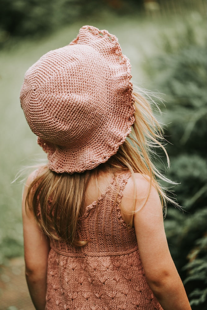 Hut Flora von Kleinigkeitenliebe mit Crealino von Lang Yarns 3