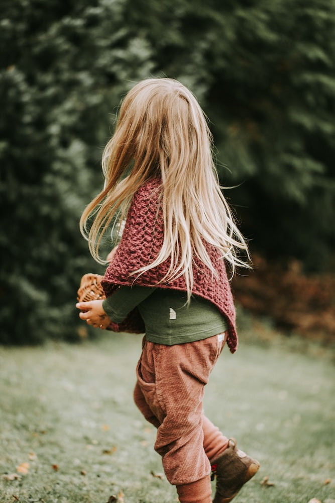 Poncho Akina Kids von Kleinigkeitenliebe mit Poppy von Sandnes Garn 4
