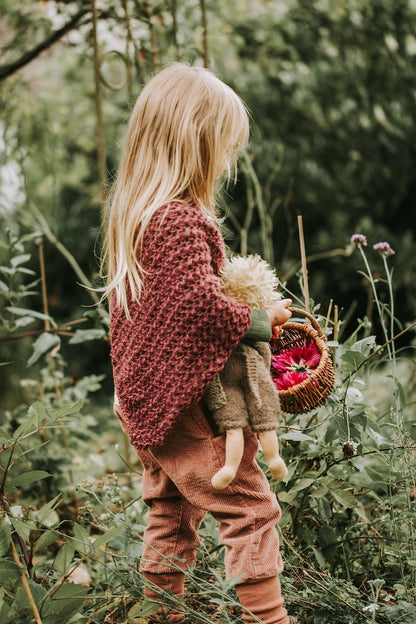 Poncho Akina Kids von Kleinigkeitenliebe mit Poppy von Sandnes Garn 5