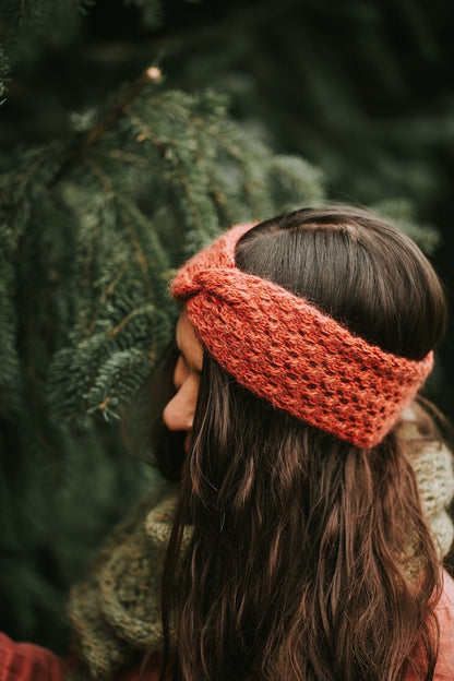 Stirnband Akina | feines Muster aus Merino und Soft Silk Mohair von Knitting for Olive