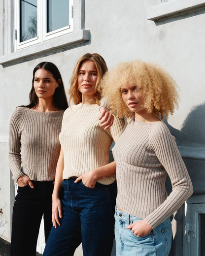 Rib Tee | feminines Shirt aus Merino von Knitting for Olive