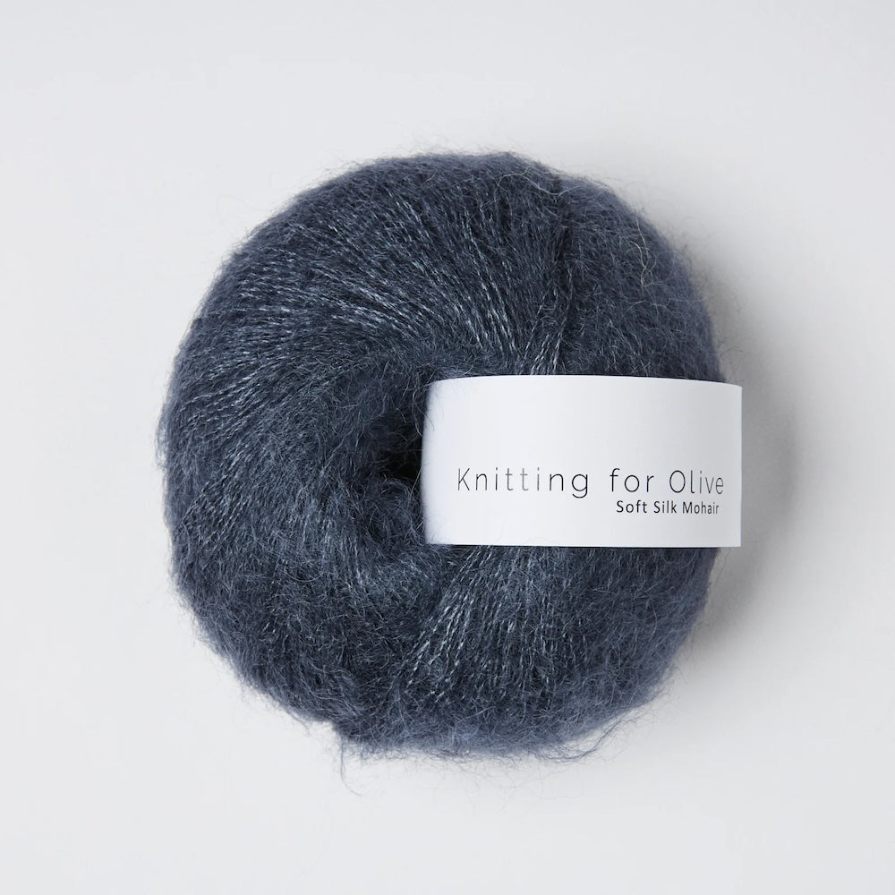 Knitting for Olive Soft Silk Mohair Farbe dusty blue whale