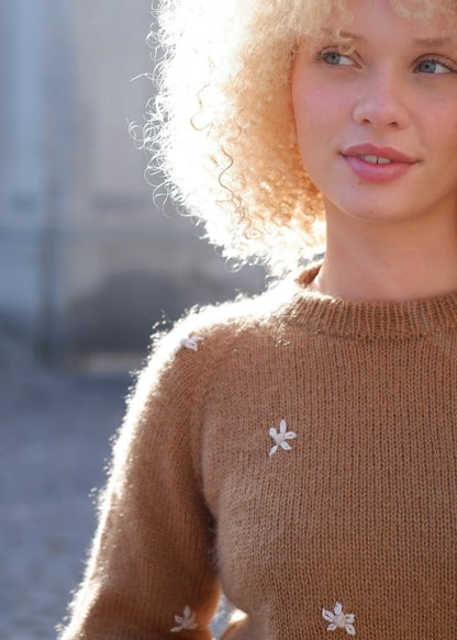 Daisy Sweater | süße Blüten aus Merino, Soft Silk Mohair und Pure Silk von Knitting for Olive