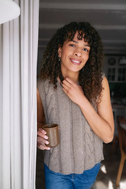 Emma Slipover | bezauberndes Zopfmuster aus Heavy Merino, Merino und Soft Silk Mohair