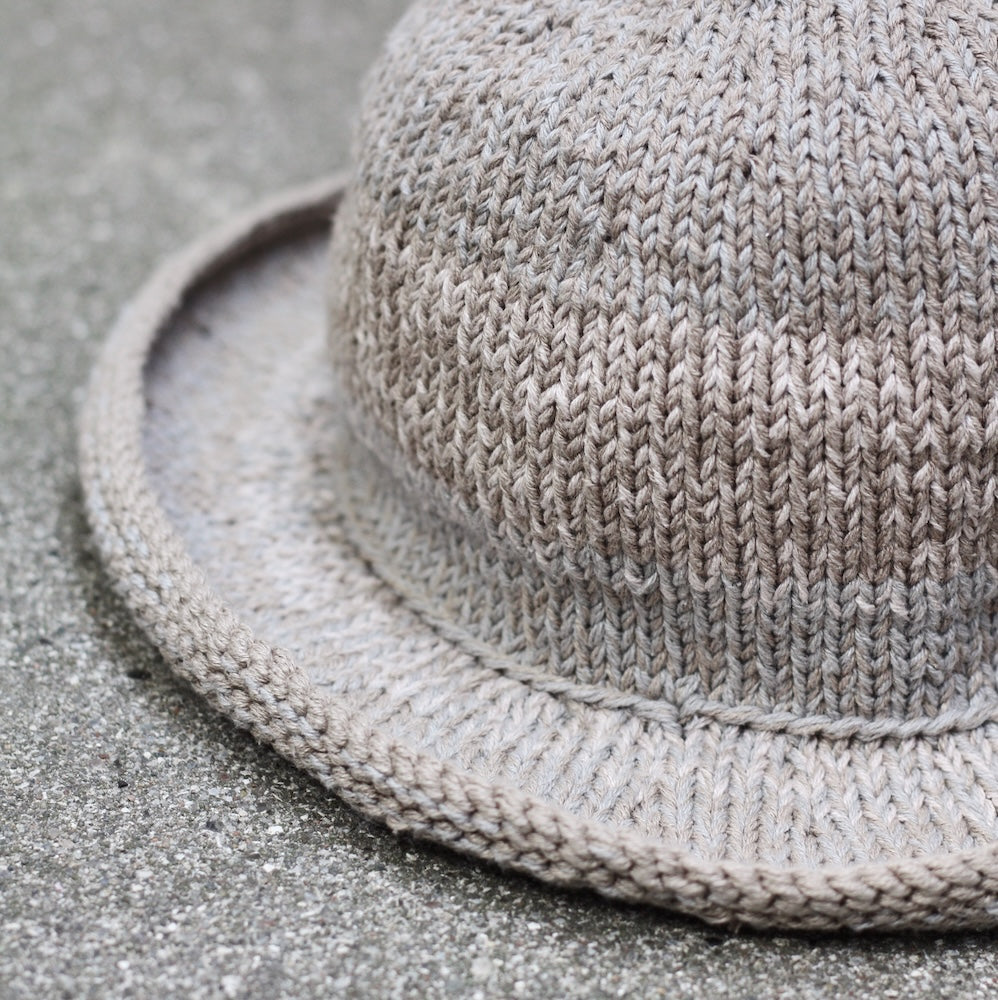 Shadow Hat von Knitting for Olive mit Cotton Merino 3