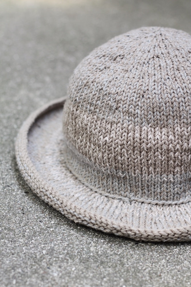 Shadow Hat von Knitting for Olive mit Cotton Merino 5