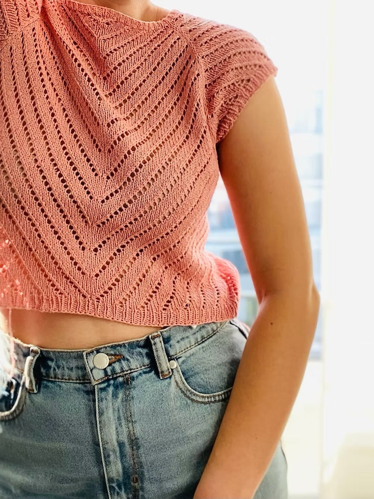 Kolibri by Johanna Amedeo Tee mit Pure Silk von Knitting for Olive 1