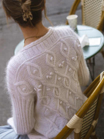 Slow Travel Sweater | zartes Zopfmuster aus Helene und Edith von Novita