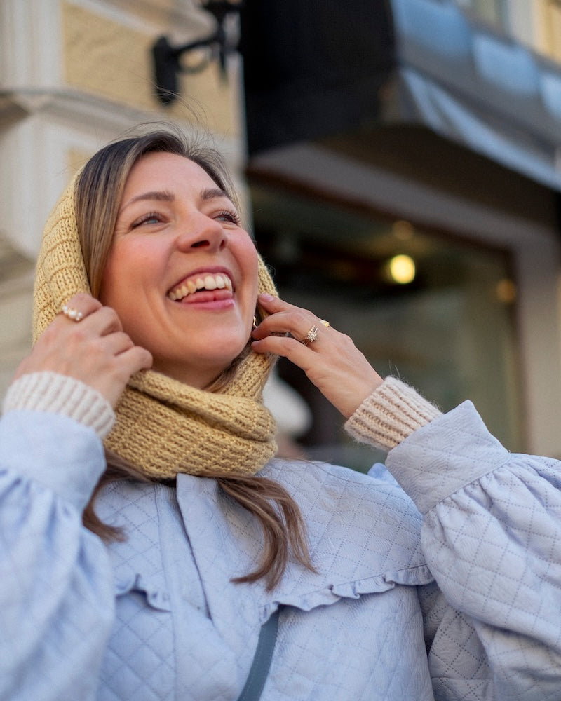 Kutovakika Stay Extra Toasty Scarf mit Alpakka Silke von Sandnes Garn 4