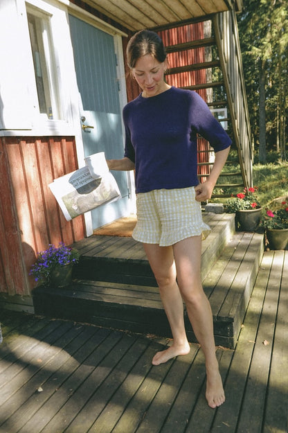 Vanilla Chilla Tee Light | let basic t-shirt i Tynn Line fra Sandnes Garn