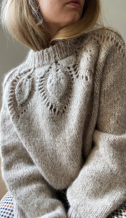 Chunky Dahlia Sweater | traumhaftes Muster aus Kos und Tynn Silk Mohair von Sandnes Garn