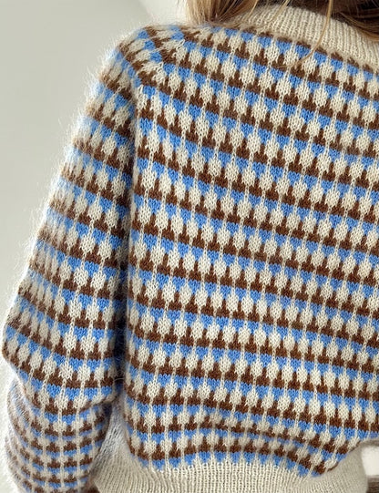 Facet Sweater | kleinteiliges Muster aus Tynn Peer Gynt und Tynn Silk Mohair von Sandnes